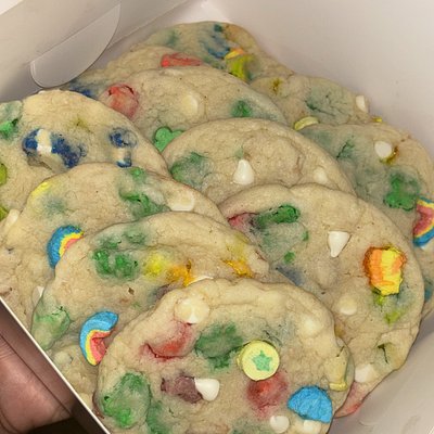 Magically Delicious Ft Lucky Charms Marshmallows 