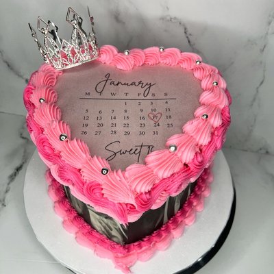 Standard 8” Heart Cake 