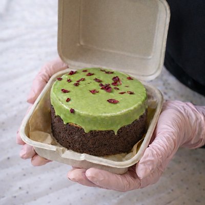 Pistachio Crunch Bento Cake - 4” Round