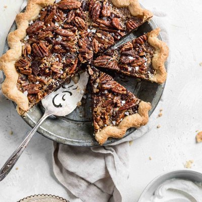 9” Chocolate bourbon pecan pie