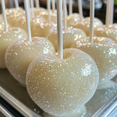 Pearl Glam Apples 
