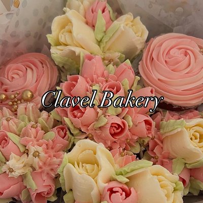 Cupcakes Bouquet 💐 ( 7 Cupcakes )