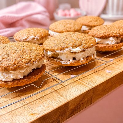 Oatmeal Crème Pies 4 Pack 