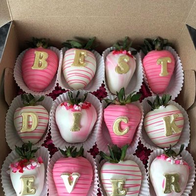 Naughty Strawberries (12pk) W/Liquor