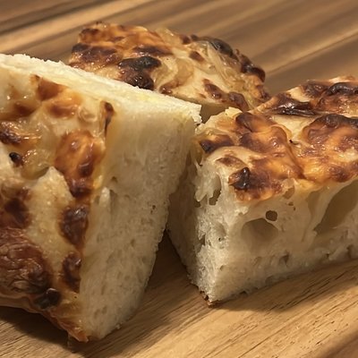 Caramelized Onion And Smoked Gouda Focaccia Bites