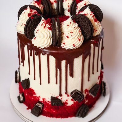 Red Velvet Oreo 8in 