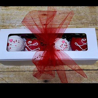 VALENTINES 4PK STRAWBERRIES 