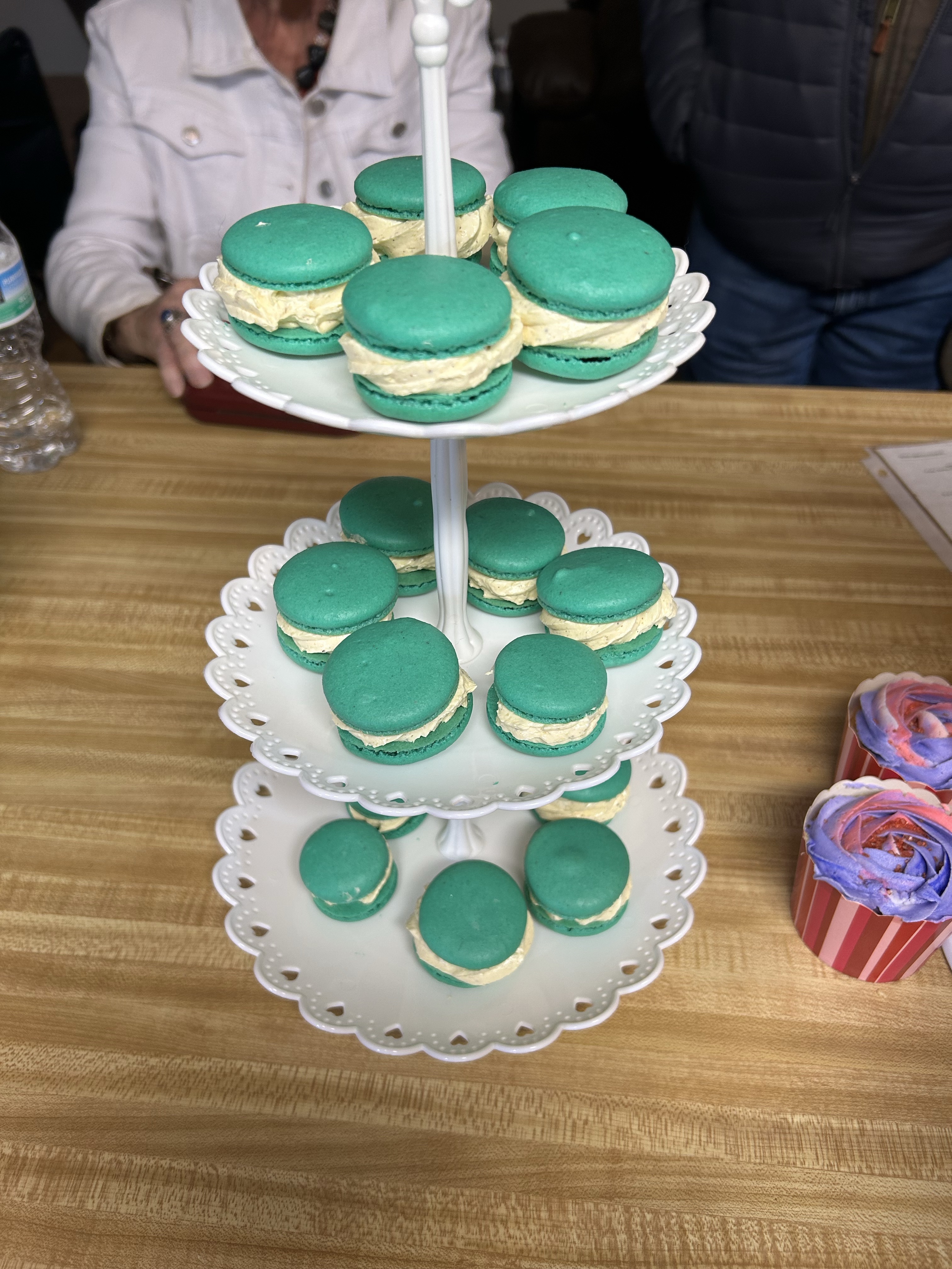 Macrons