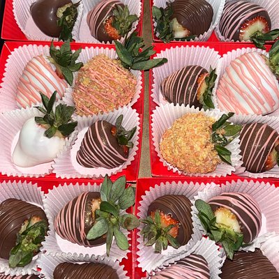 1 Dozen Chocolate Covered Strawberries 