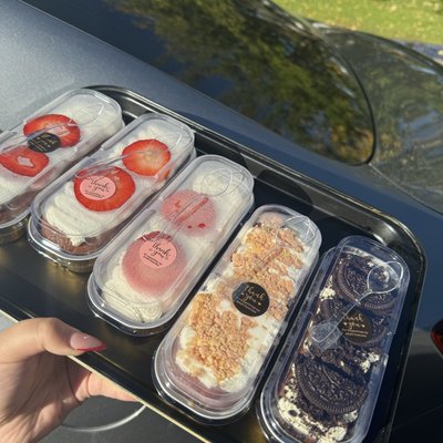 Mini Cakes
