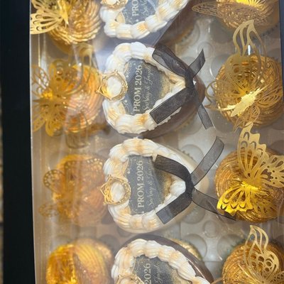 Cupcakes Fully Customized 