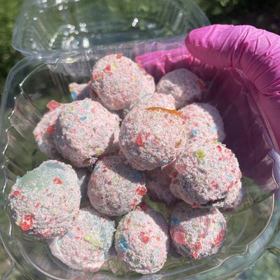 20 Fully Coated Jolly Ranchers Candy Grapes ( Cannot Pick Flavor/other Toppings Comes Standard) 