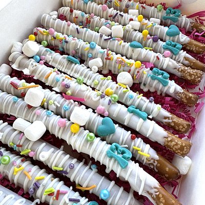 Dipped Pretzel Rods (Half Dozen)