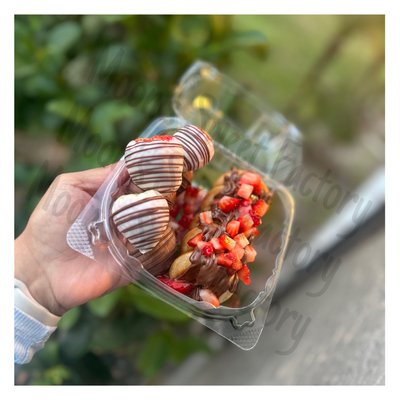 Mini Donita’s with chocolate cover strawberry 