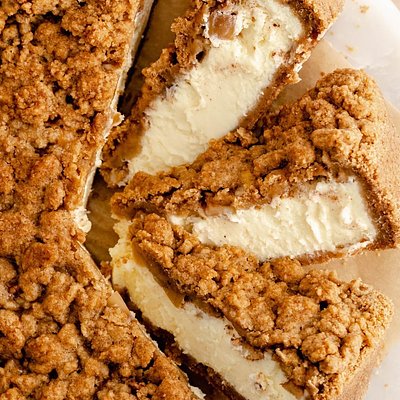 Apple Crumble Cheesecake - Whole 