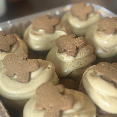 Gingerbread Maple-Molasses Roll (4 Mega Rolls)