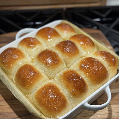 Yeast Dinner Rolls 