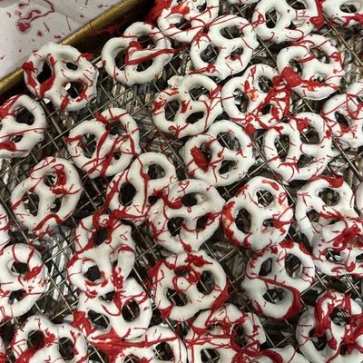Bloody White Chocolate Covered Pretzels 