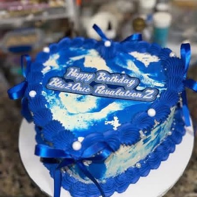 10in Heart Cake 