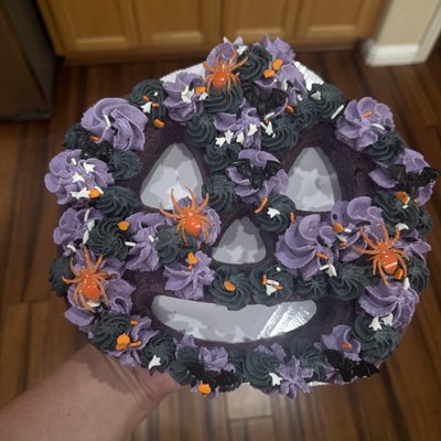 Pumpkin Shaped Cake
