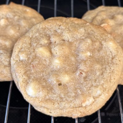 White Chip Macadamia Nut Cookie