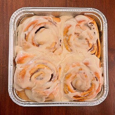 Pumpkin Maple Cream Sourdough Sweet Rolls (12ct)