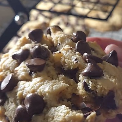 Brown Butter Chocolate Chip Cookie
