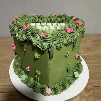 6” Heart Shaped Cake