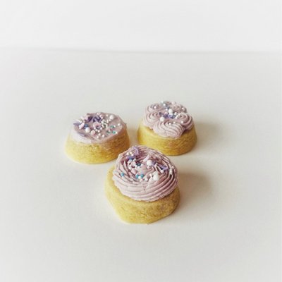 Organic Frosted Sweeties (15ct)