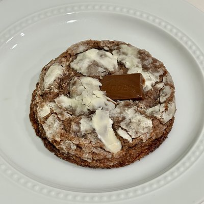 One Dozen (Jumbo) Snowtop (Mint Chocolate) Cookies 