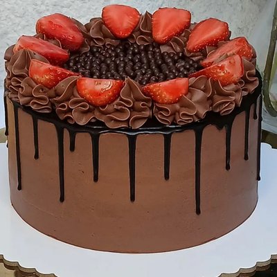 Chocolate Strawberry Cake