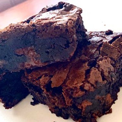 8 Chocolate Chunk Brownies
