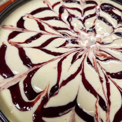 Lemon 🍋 Blueberry Swirl Cheesecake 