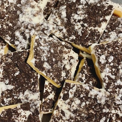 4oz Oreos & White Chocolate 