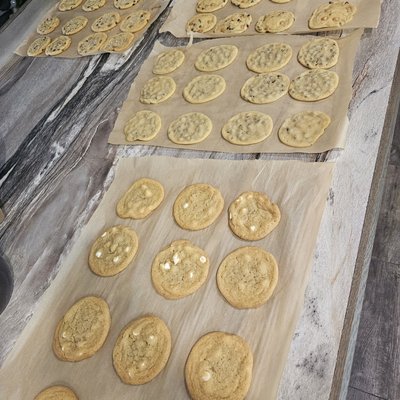 White Chocolate Chip Cookies 