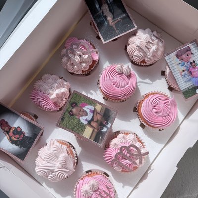 Custom Cupcakes 
