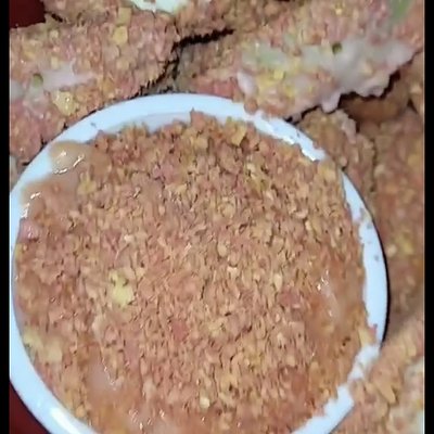 Strawberry Crunch Apple w/cheesecake Sauce 