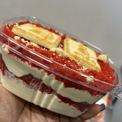 Red Velvet Banana Pudding 