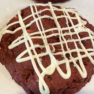 6 Red Velvet Cookies Stuffed With Cream Cheese Or Nutella