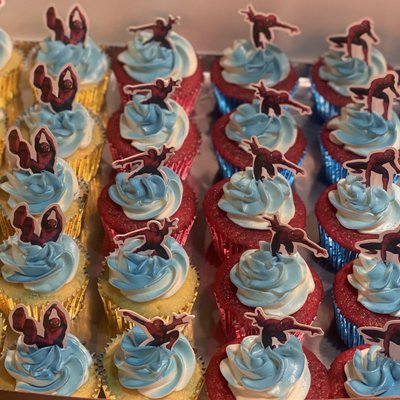 Cupcakes 🧁 Per Doz