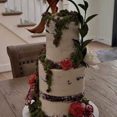  Tiered Cake (READ DESCRIPTION FOR PRICING)