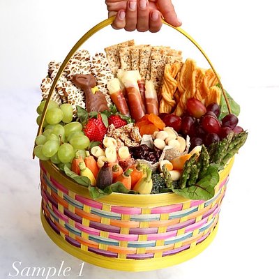 Easter Charcuterie Baskets 