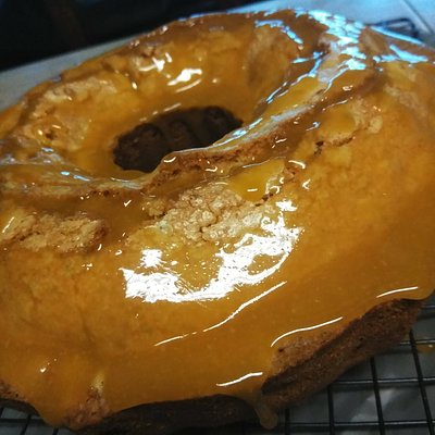 Fresh Apple Pound Cake