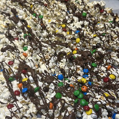 Signature Popcorn Party Packs 