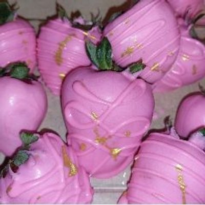 Dz STRAWBERRIES 
