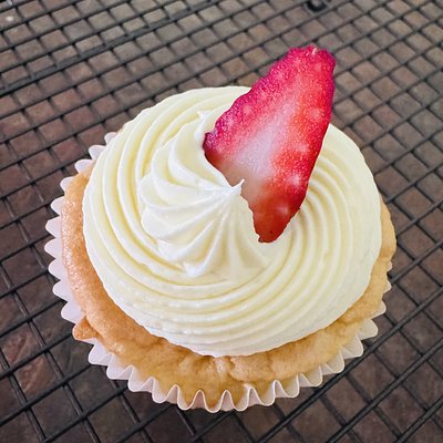 Gluten Free Victoria Sponge Cupcakes - Box Of 12