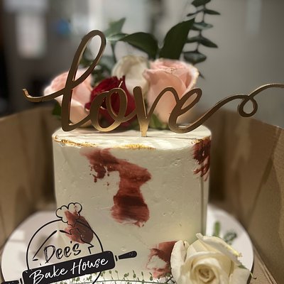 6 In Custom cake