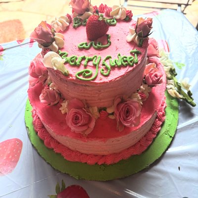 8” GF/DF Strawberry Moon Cake