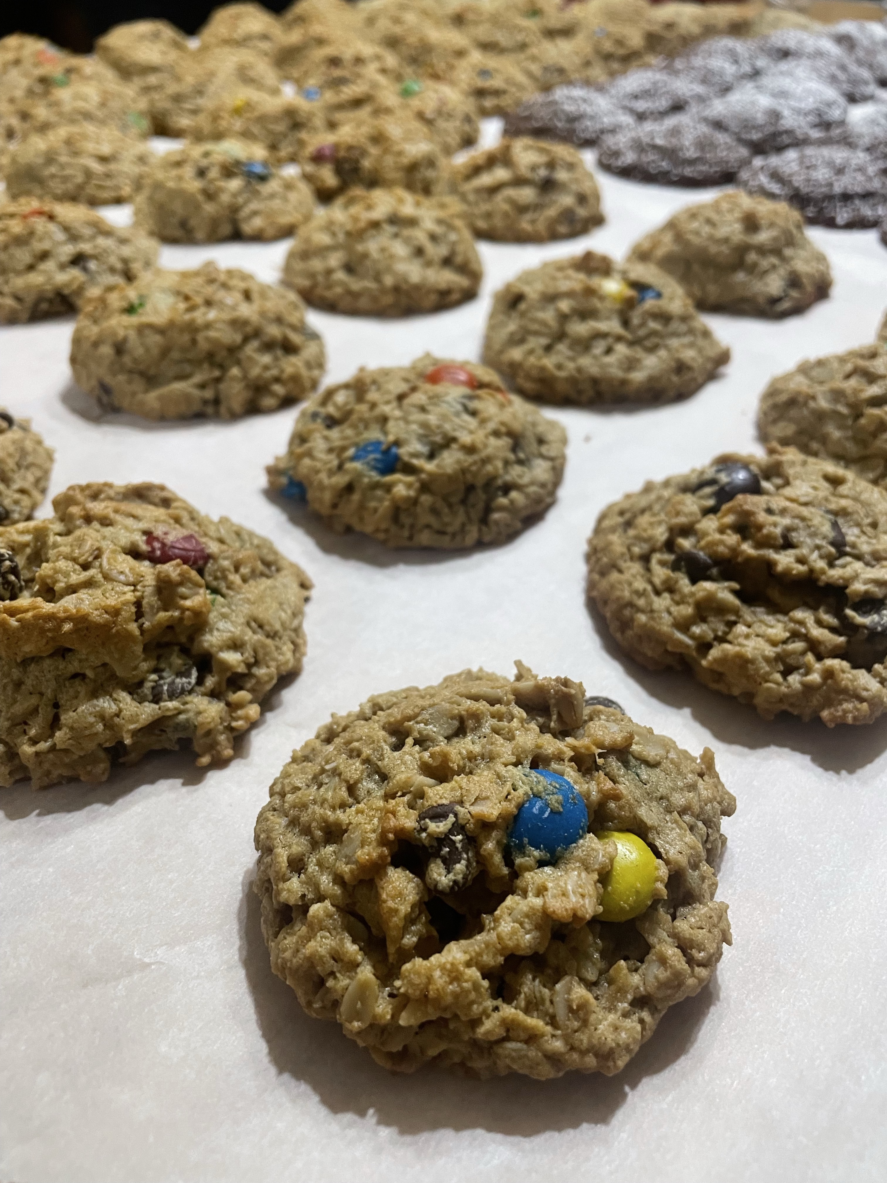 Monster cookies
