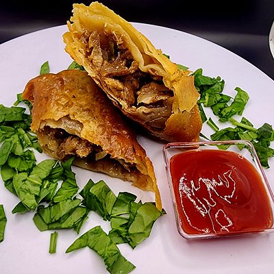 Cheese Ste'k Eggroll 
